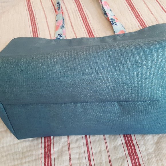 REDUCED NEW Cute Sparkly Tote Bag - Picture 8 of 9